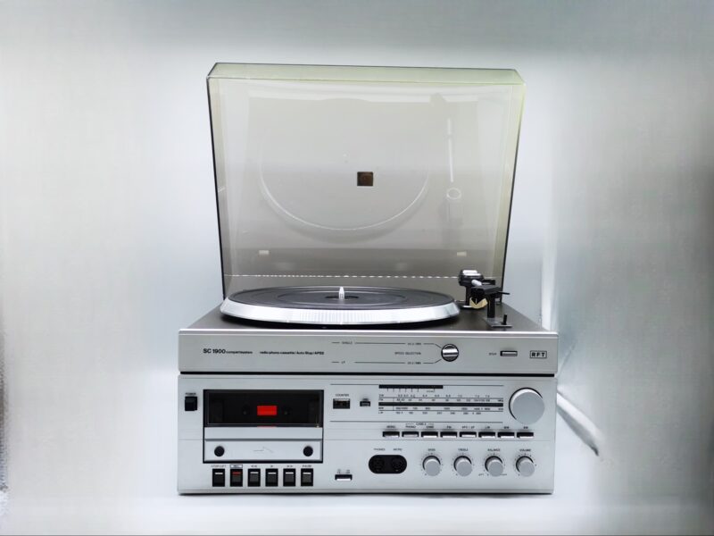 RFT Kompaktanlage<br>SC 1900 silber