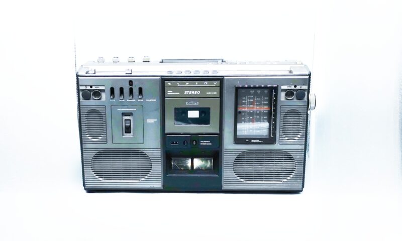 RFT Stereokassetten-<br>rekorder<br>SKR 500
